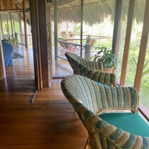 Logo of Virtuoso Family Travel with a family symbol.